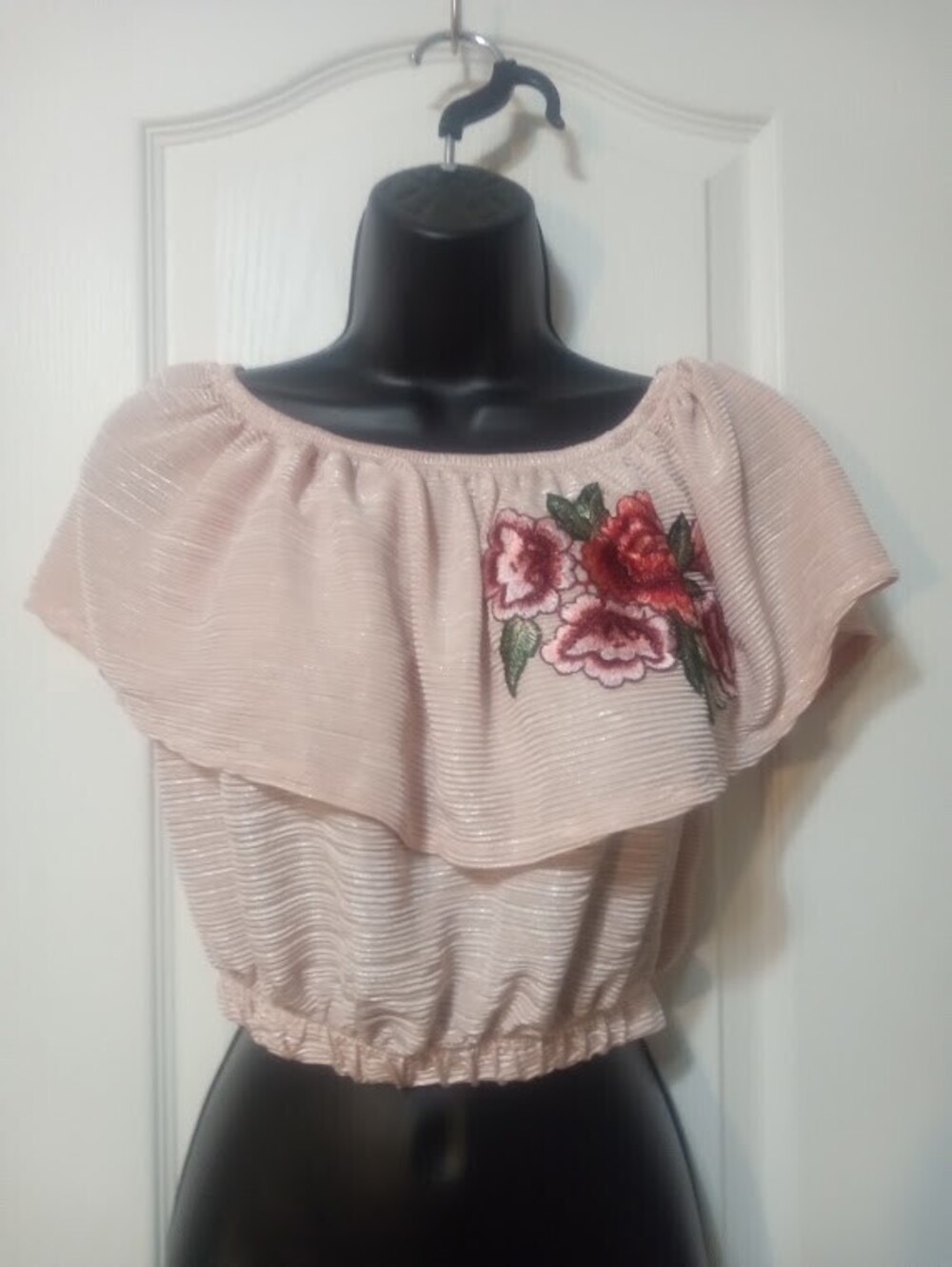Blush Viola Floral Off‑Shoulder Top – Medium